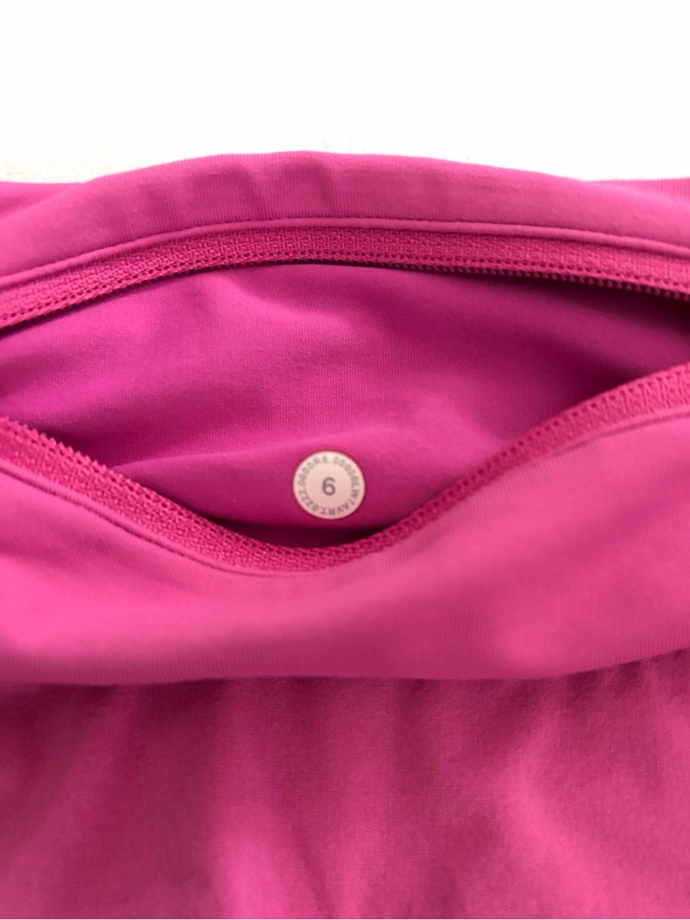 Lululemon Women’s Shorts Speed Up Short Long 4" Updated Fit Pink size 6 - Picture 9 of 13